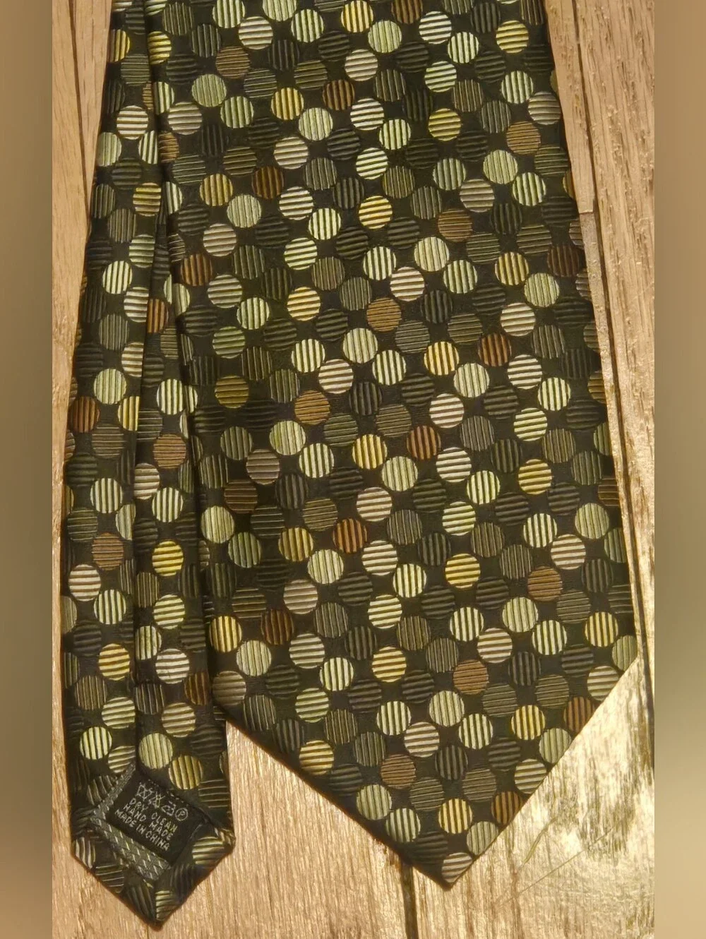 Mens Olive Polka Dot Tie - Like New
